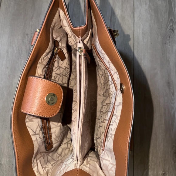 Calvin Klein Brown Monogram Satchel Tote w/ Gold Heart Charm - Picture 3 of 6